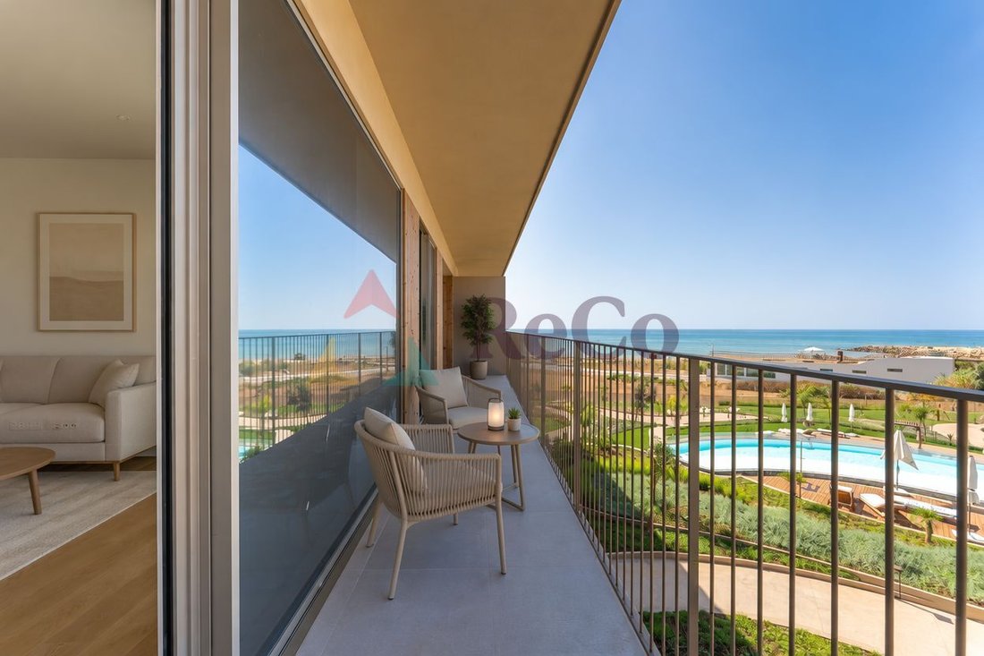 Apartment in Quarteira, Algarve, Portugal 1 - 16544665