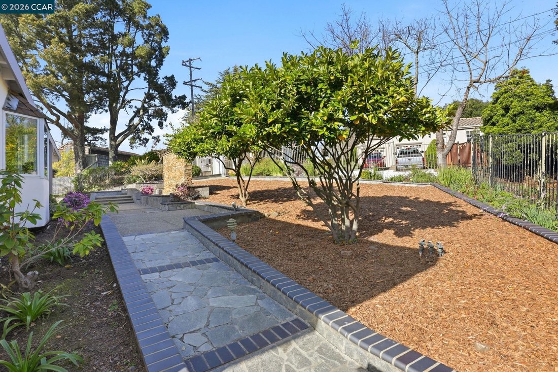House in Orinda, California, United States 2 - 18502103