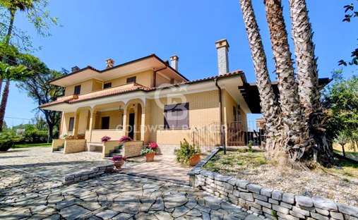 Villa in Ponserico-Cretarossa, Nettuno, Lazio 1