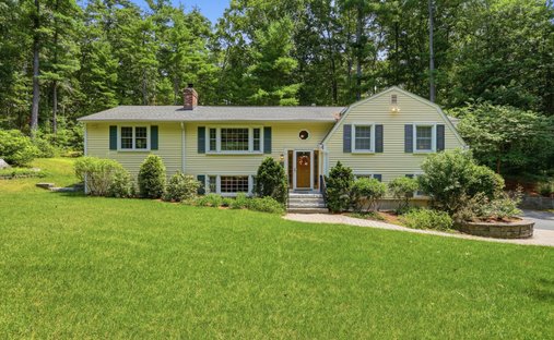 House in Westford, Massachusetts, United States 1