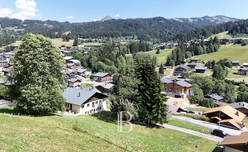 Chalet in Les Gets, Auvergne-Rhône-Alpes, France 1