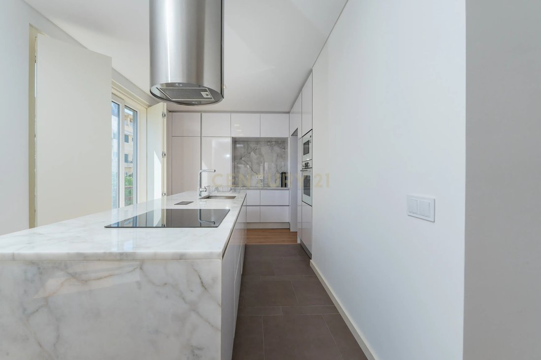 Apartment in Avenidas Novas, Lisbon, Portugal 3 - 16930154