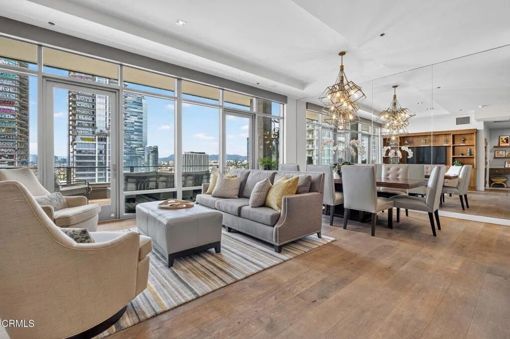 Condo in Los Angeles, California, United States 1 - 18499174