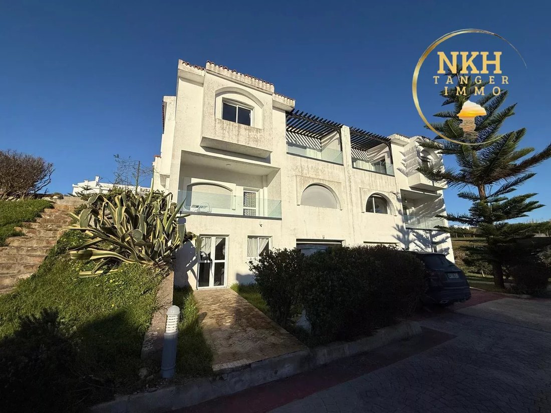 Villa in Cité Nouinouiche, Tangier-Tétouan-Al Hoceima, Morocco 1 - 18499304