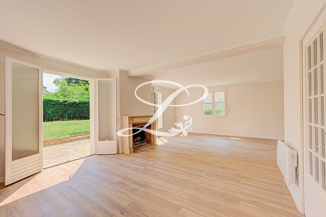 House in Napoleon, Maisons-Laffitte, France 5 - 18502859
