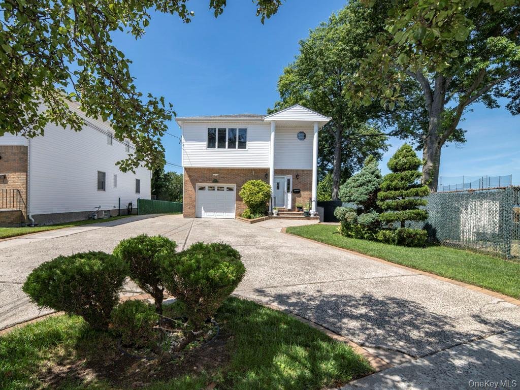 House in New Hyde Park, New York, United States 2 - 18500398