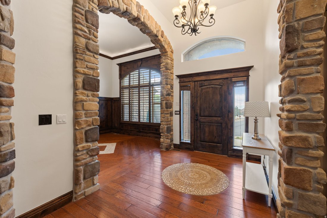 House in Highland, Utah, United States 2 - 18505441