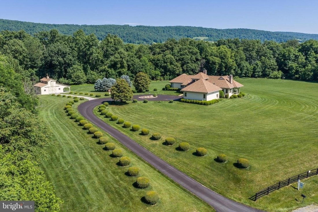 House in Bluemont, Virginia, United States 2 - 18504948