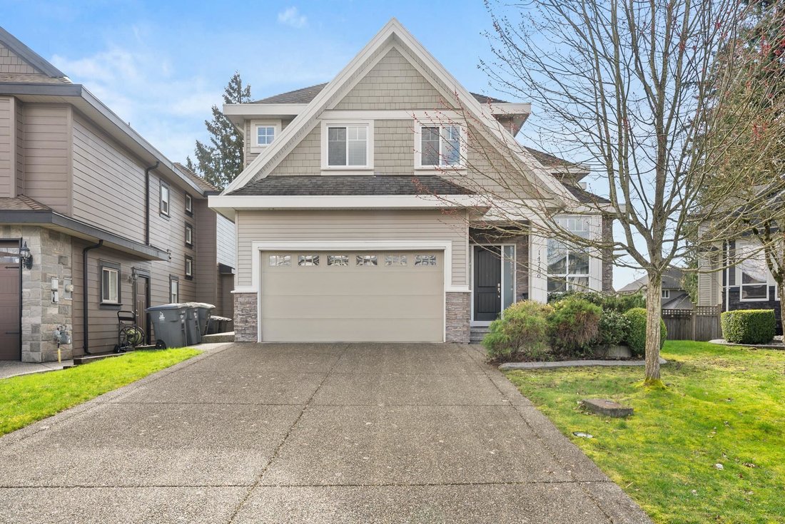 House in Surrey, British Columbia, Canada 1 - 18504924