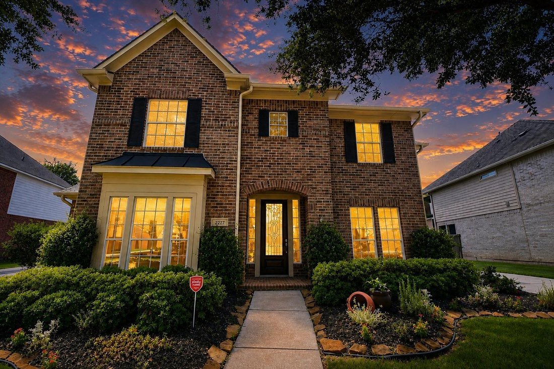 House in Sugar Land, Texas, United States 3 - 18503618