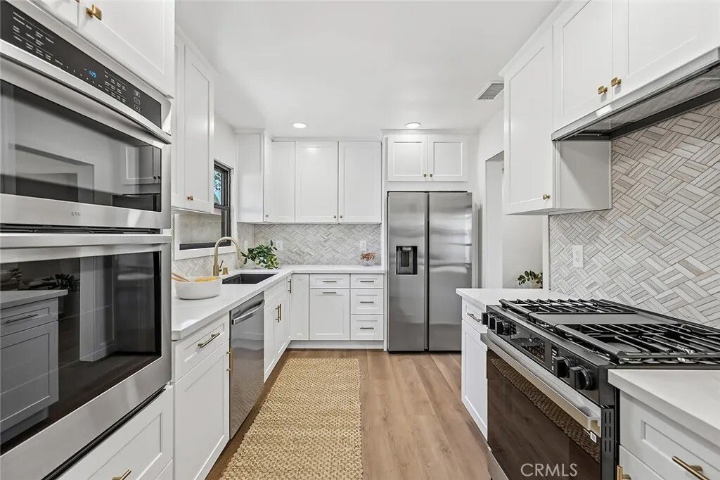 House in Signal Hill, California, United States 3 - 18503044