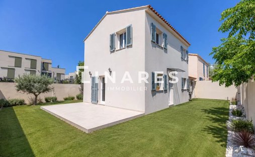 House in La Ciotat, Provence-Alpes-Côte d'Azur, France 1