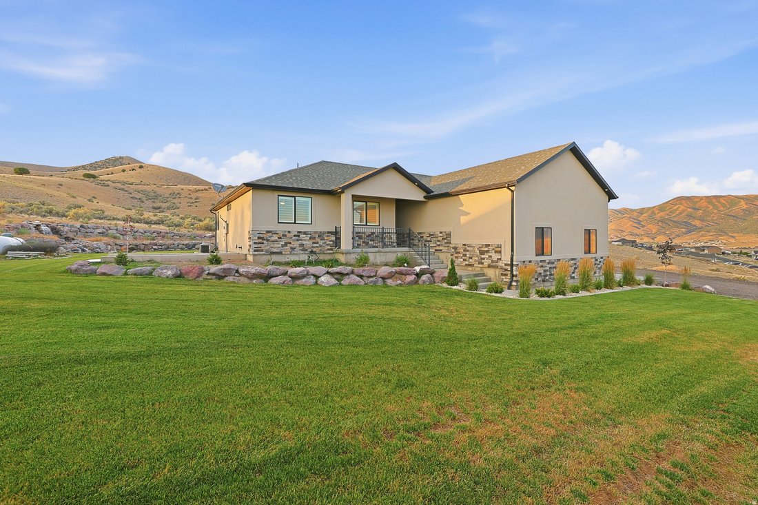House in Stockton, Utah, United States 4 - 18502247