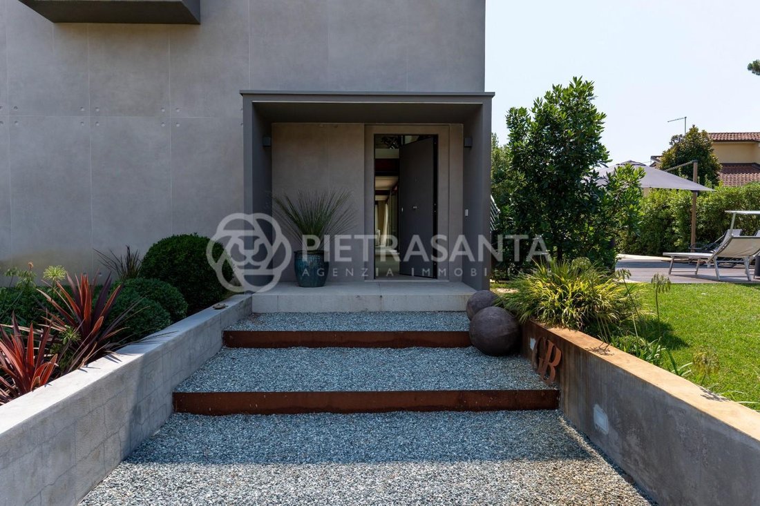 Villa in Tonfano, Pietrasanta, Italy 5 - 18503413