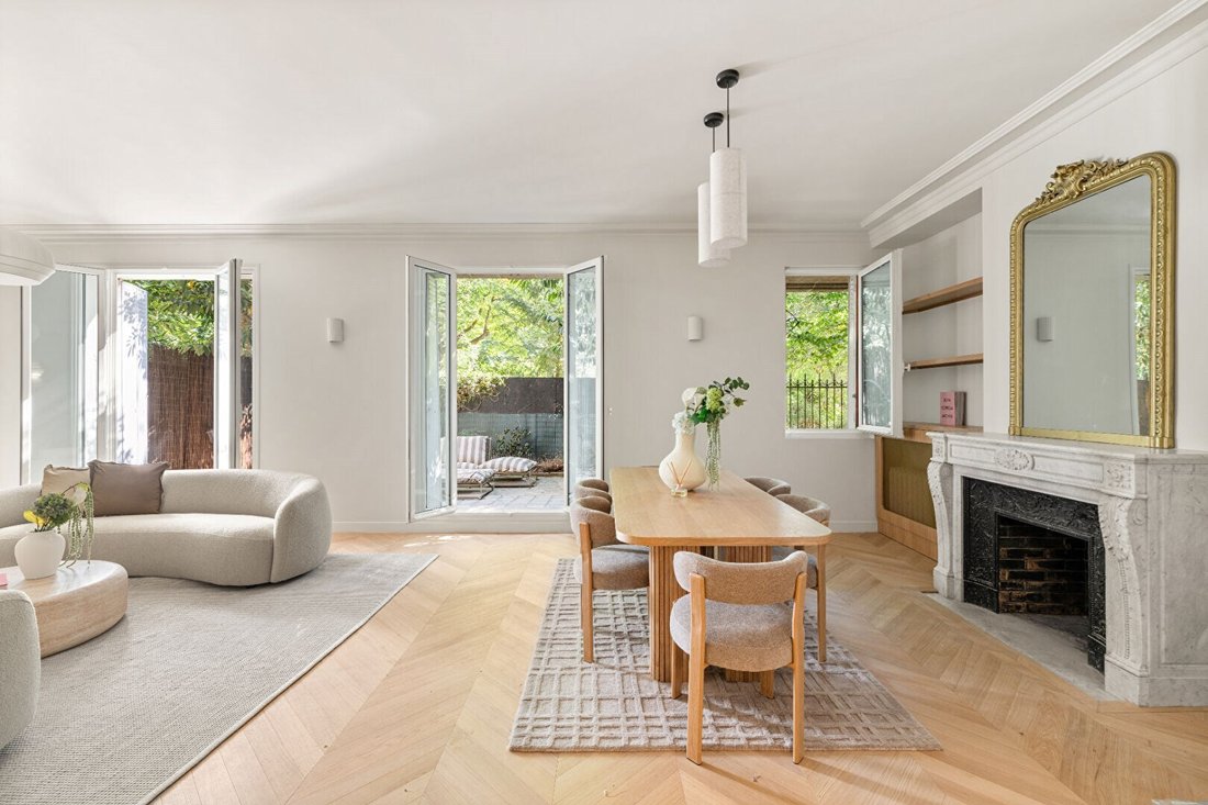Apartment in Palais Royal, Paris 1er Arrondissement, Paris 2 - 18502728