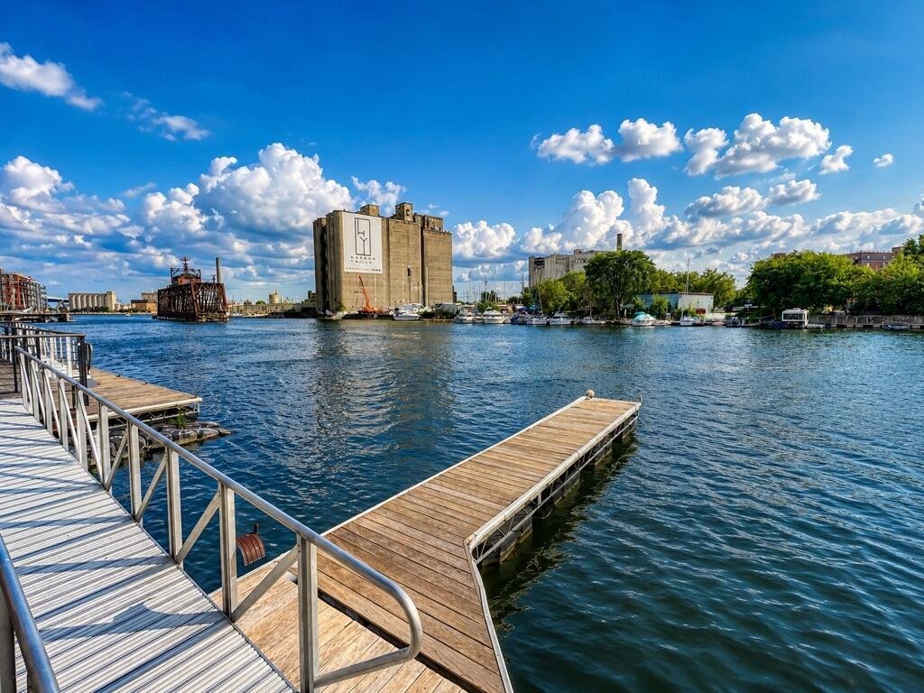 Condo in Milwaukee, Wisconsin, United States 2 - 18502322