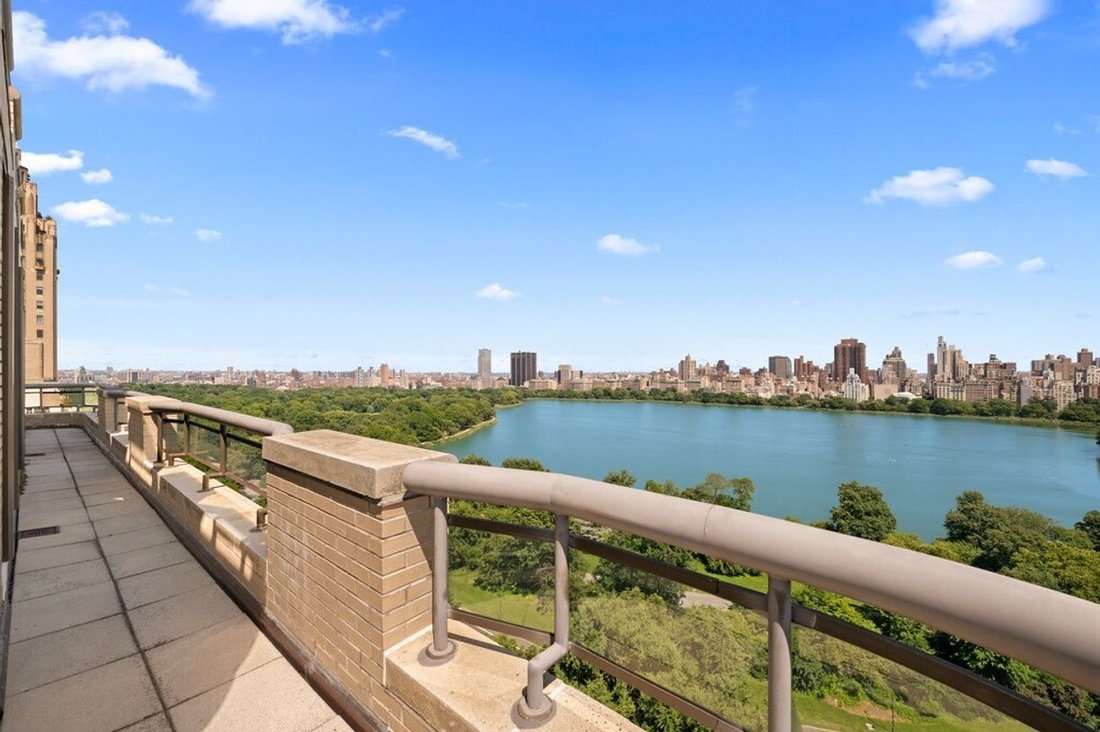 Condo in New York, New York, United States 3 - 18283068