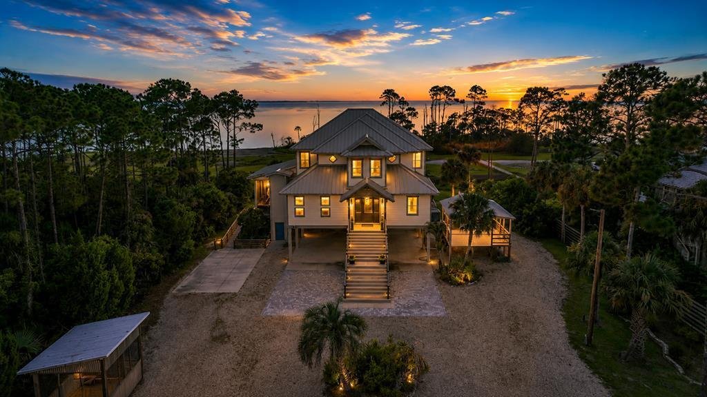 House in Port St. Joe, Florida, United States 1 - 18502029