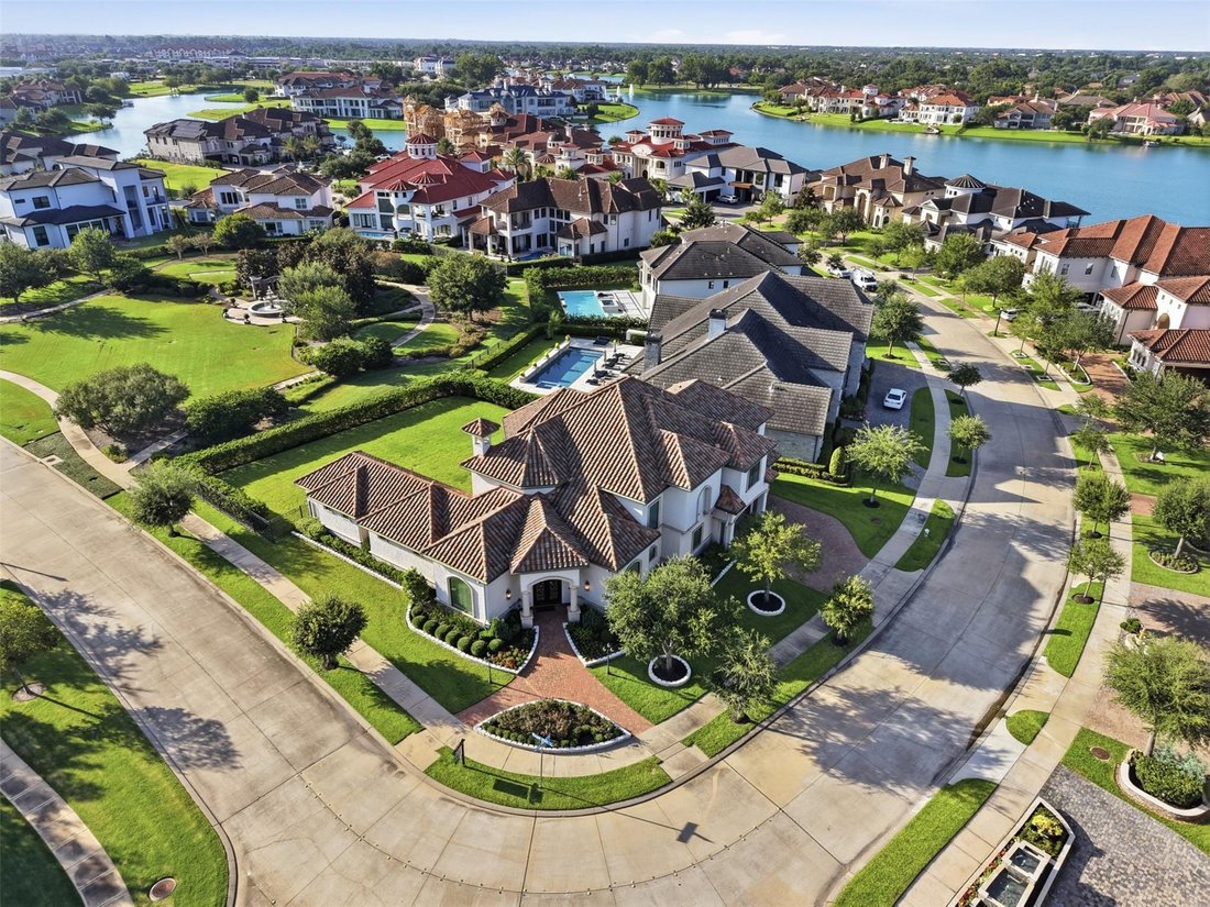 House in Sugar Land, Texas, United States 1 - 18503703