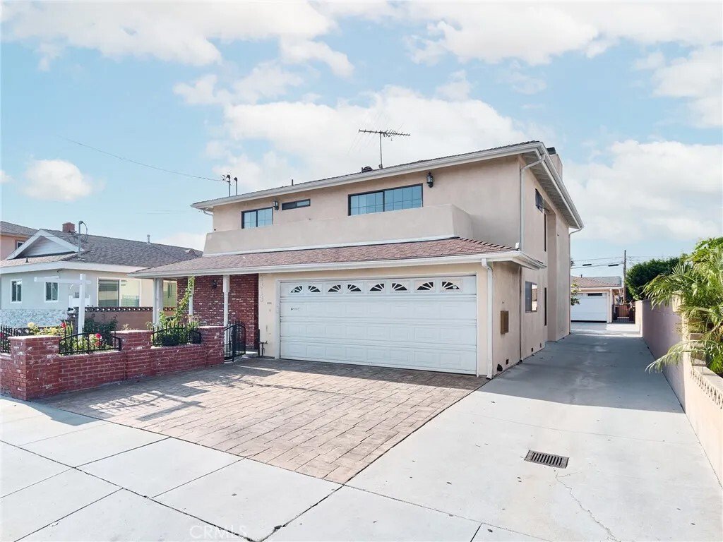 Hawthorne, California, United States 3 - 18499201