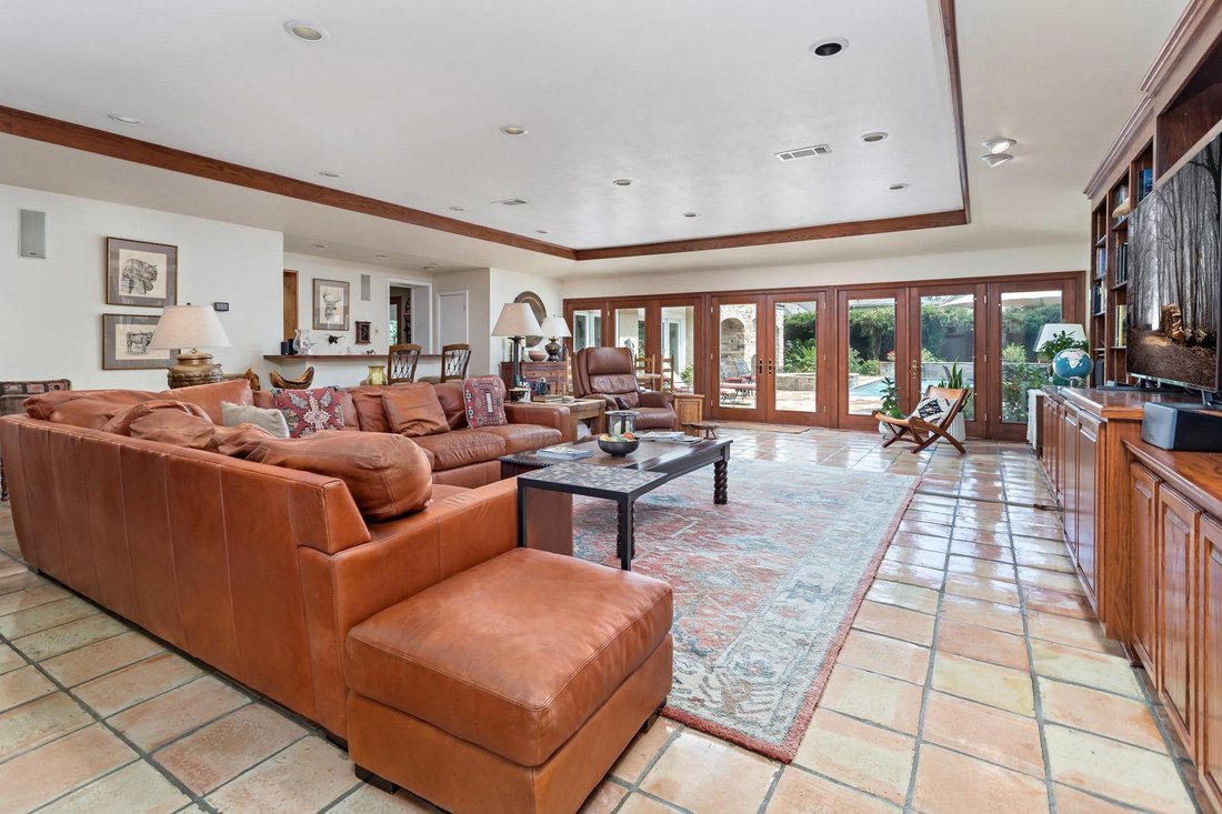 House in Beaumont, Texas, United States 4 - 18503693