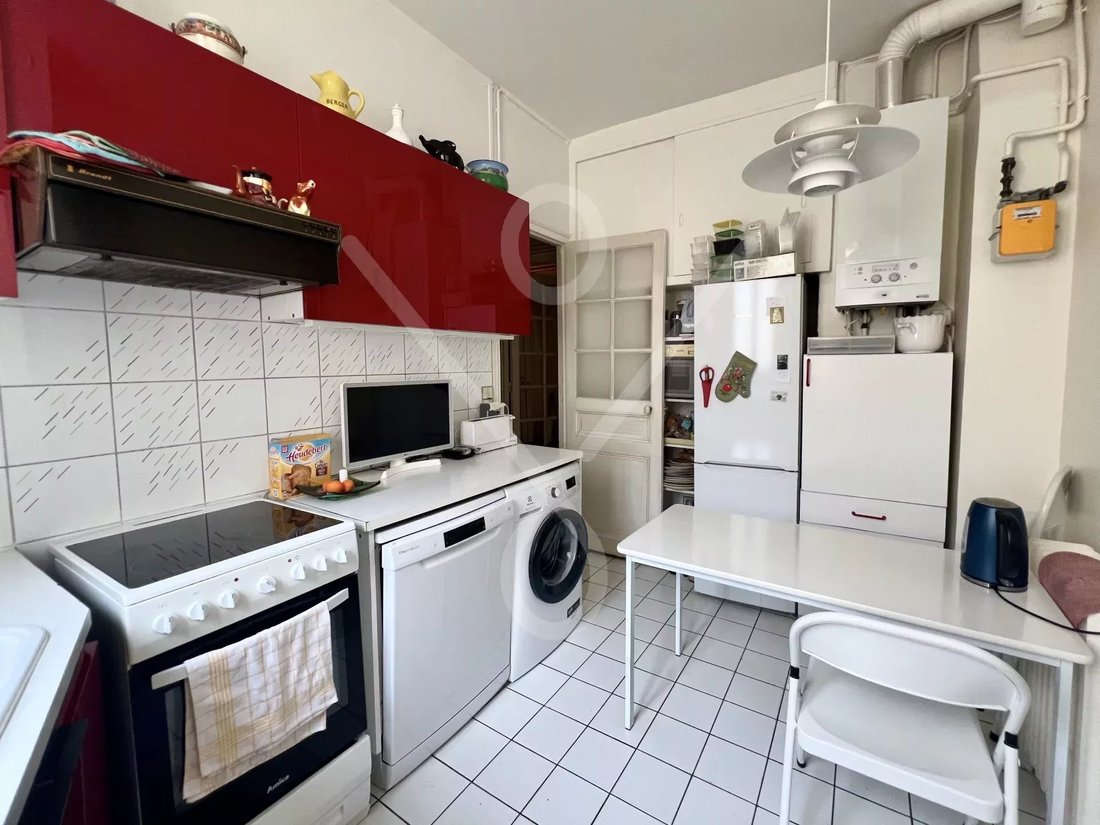 Apartment in Auteuil Nord, Paris 16e Arrondissement, Paris 5 - 18501076