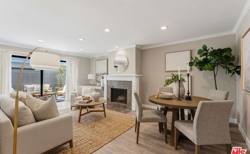 Townhouse in Manhattan Beach, California, United States 1