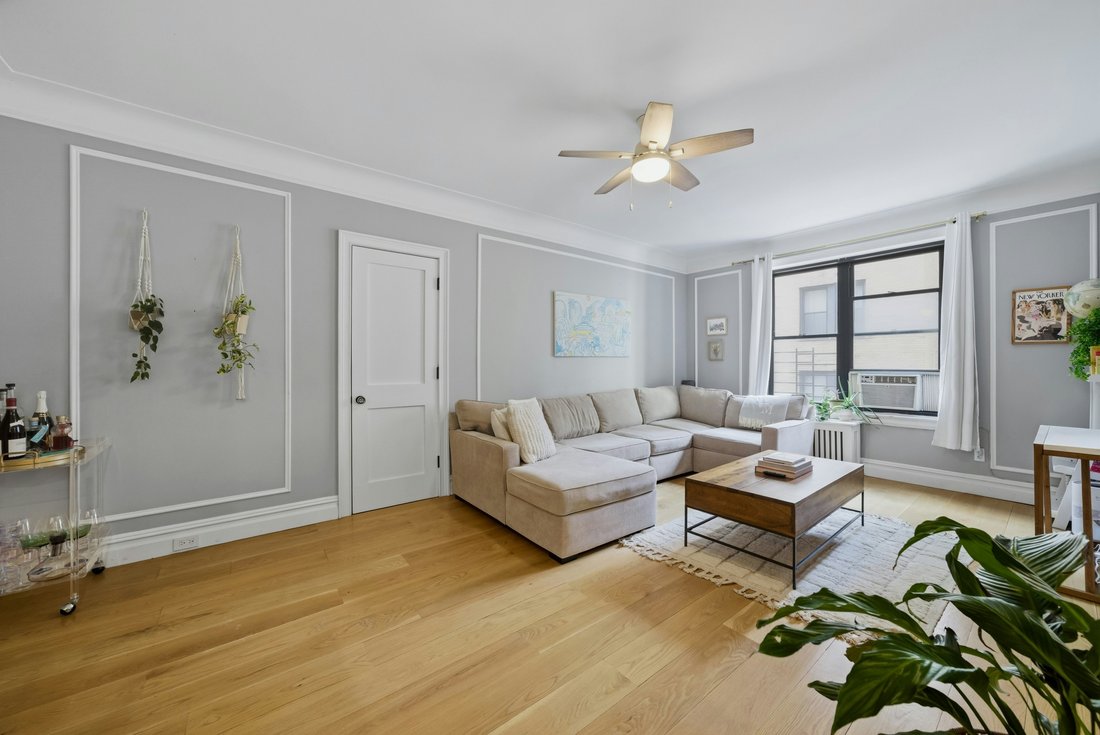 Co Op in New York, New York, United States 5 - 17708064