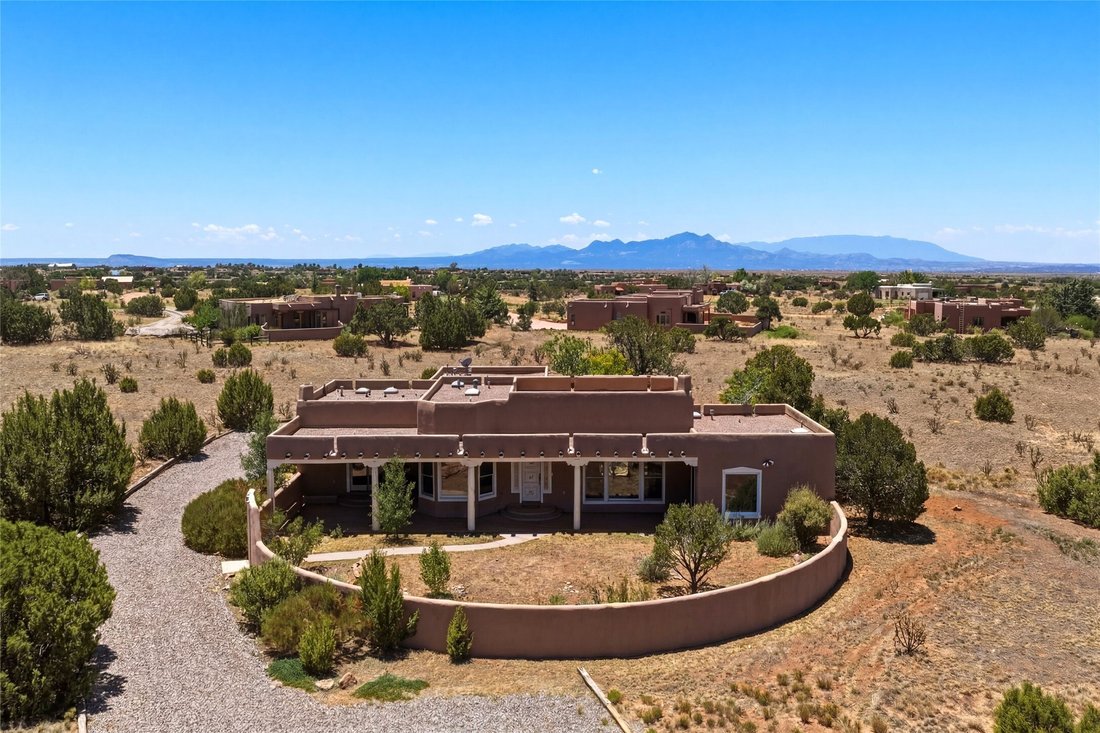 House in Santa Fe, New Mexico, United States 1 - 18500428