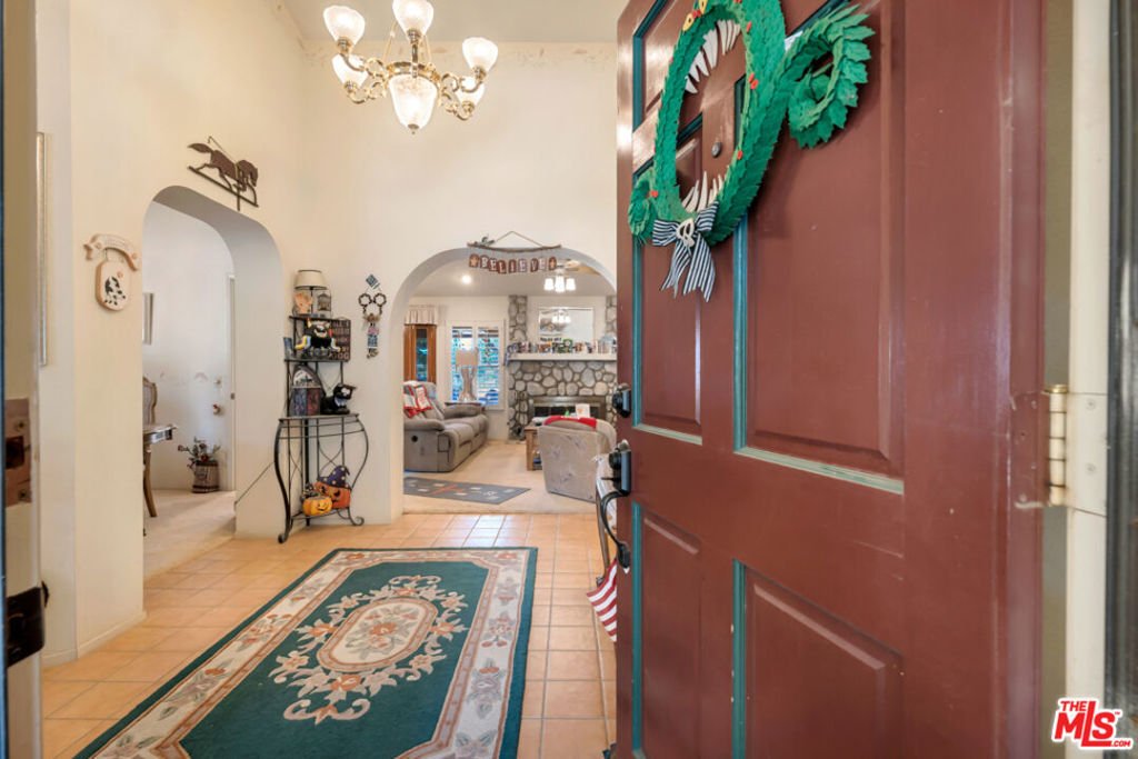 House in Santa Clarita, California, United States 5 - 18501958