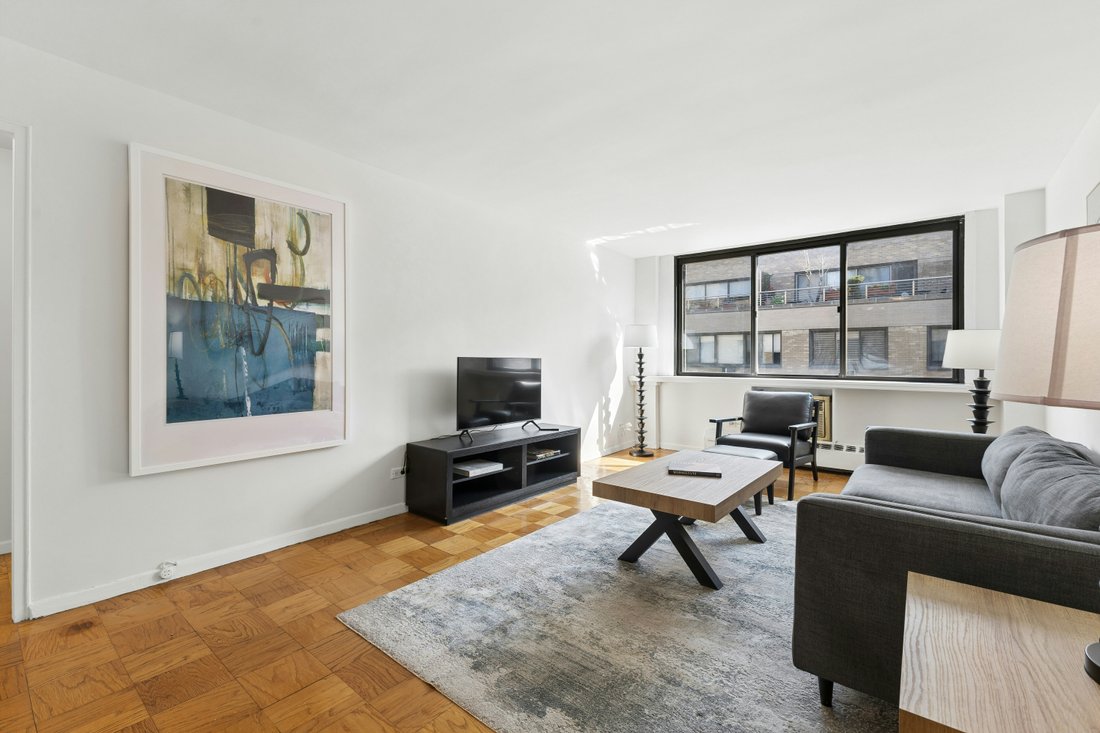 Co Op in New York, New York, United States 2 - 18490892