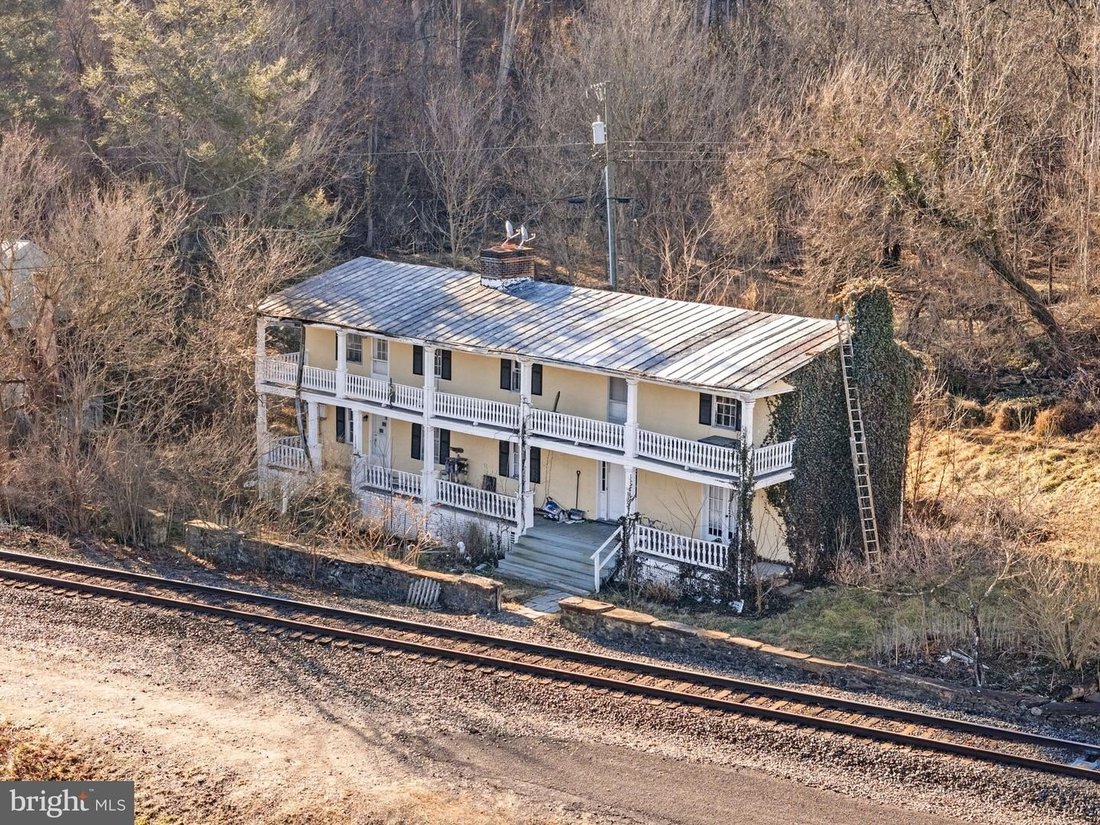 House in Markham, Virginia, United States 4 - 18504991