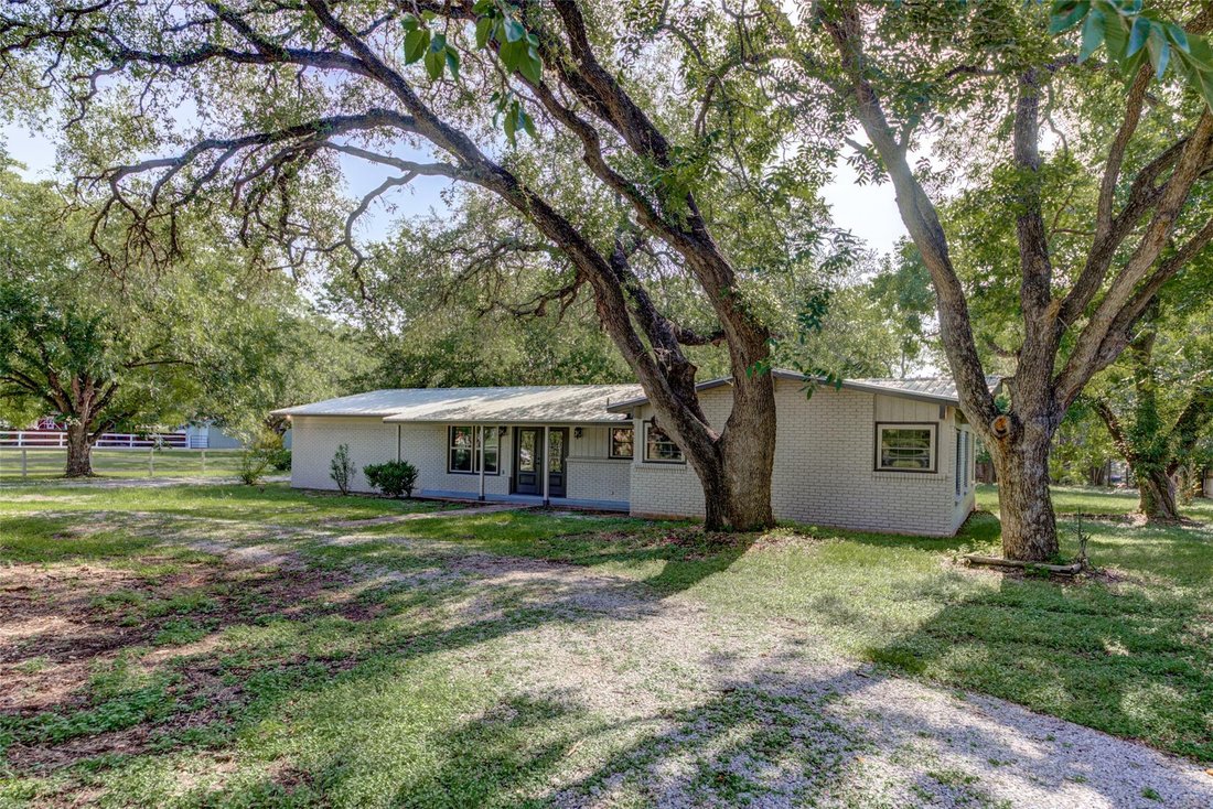 House in Manchaca, Texas, United States 3 - 18353631