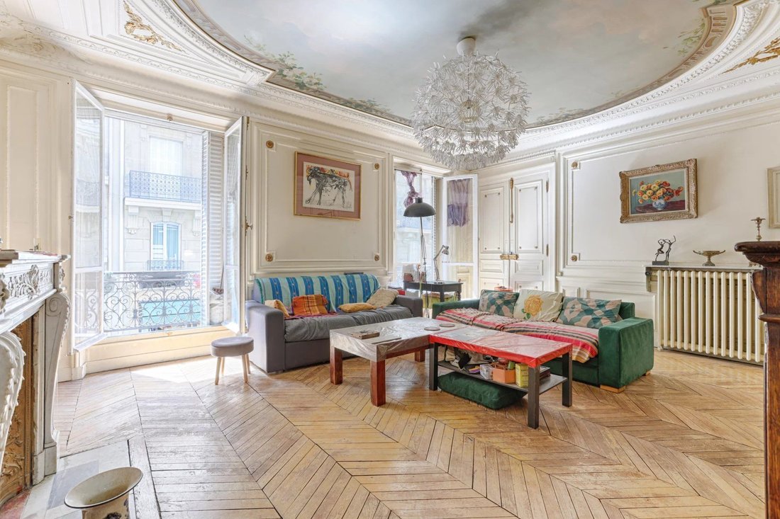 Apartment in Odéon, Paris 6e Arrondissement, Paris 1 - 18502856