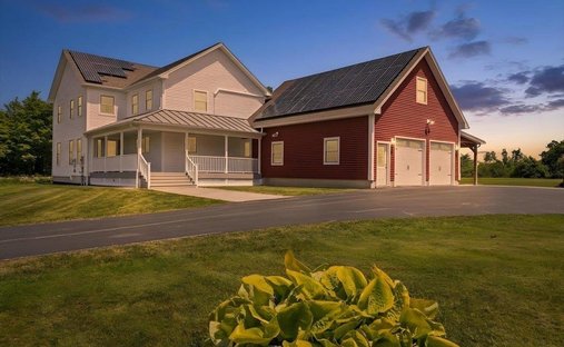 House in Fairfax, Vermont, United States 1