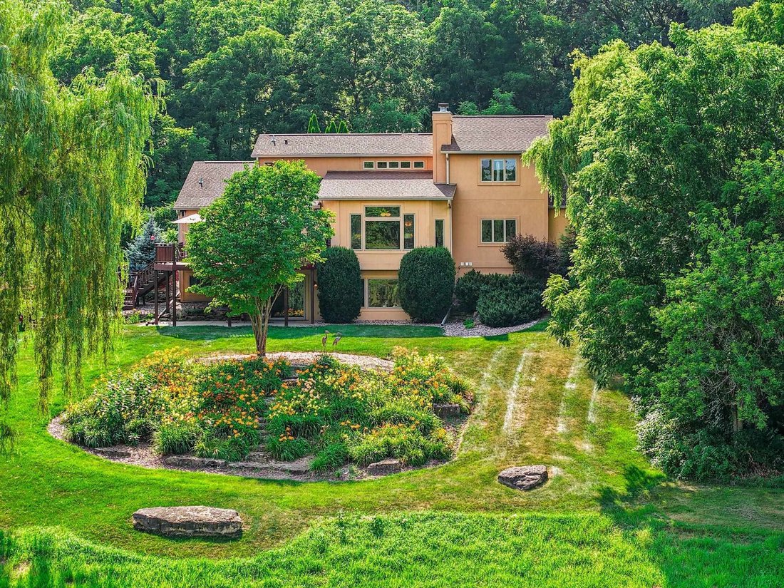 House in Cross Plains, Wisconsin, United States 5 - 18503412