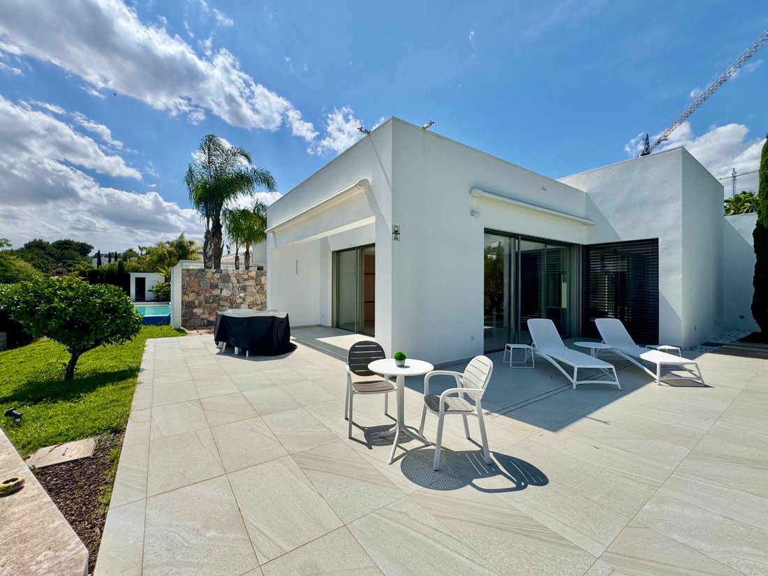 Villa in Orihuela, Valencian Community, Spain 5 - 18499345