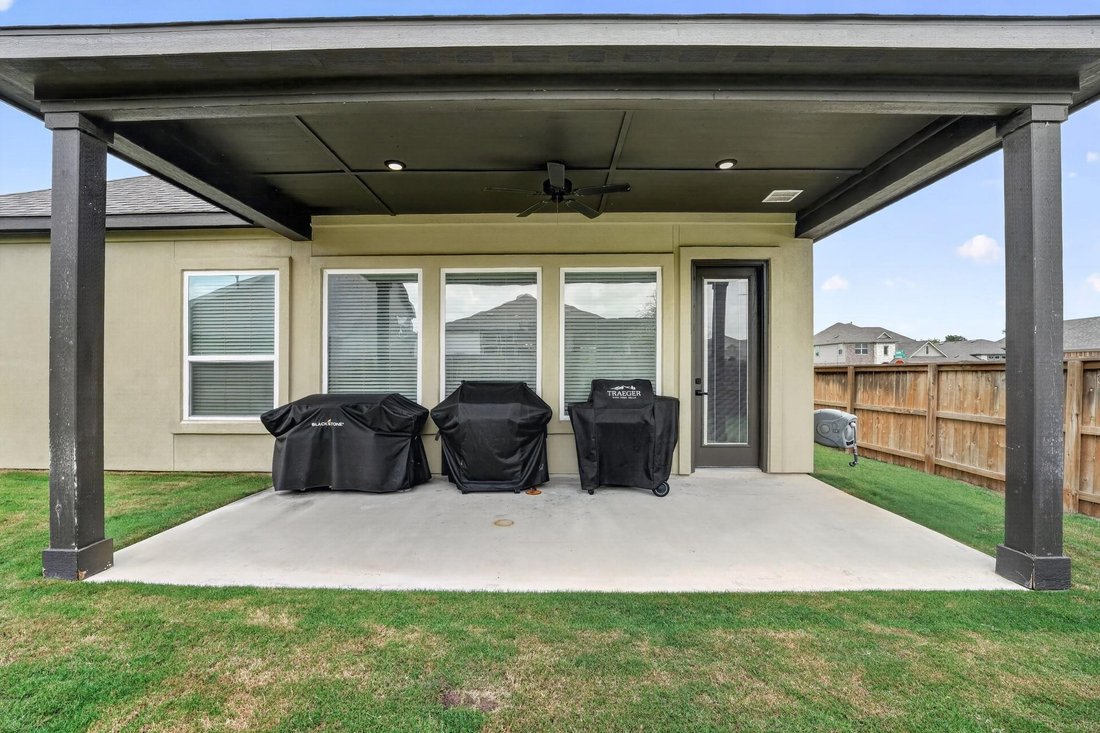 House in Coupland, Texas, United States 4 - 18502339