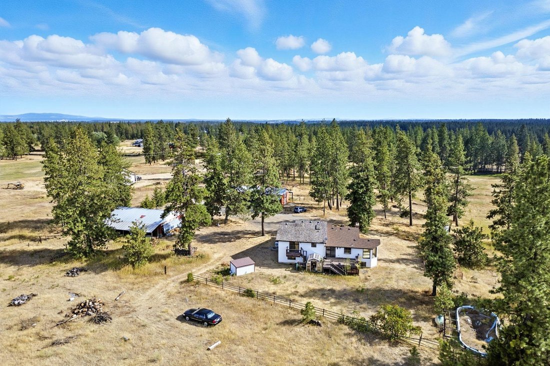 House in Nine Mile Falls, Washington, United States 1 - 18502042