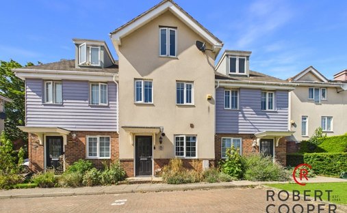 House in Eastcote, Hillingdon, England 1