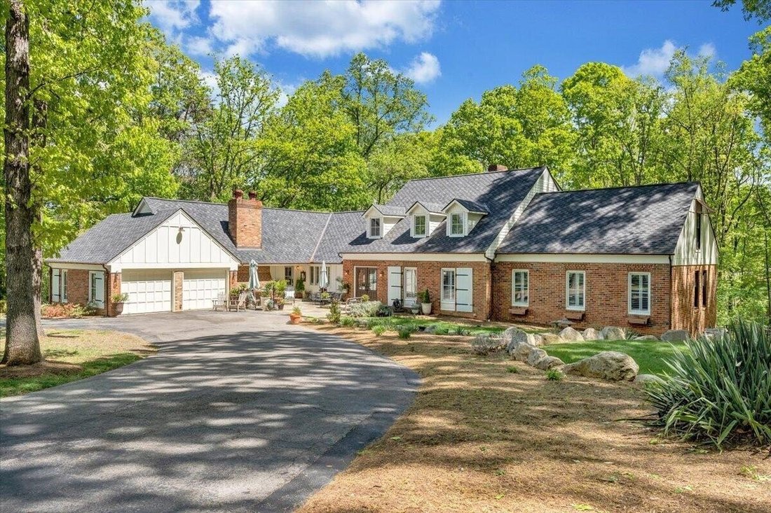 House in Cave Spring, Virginia, United States 1 - 18507276