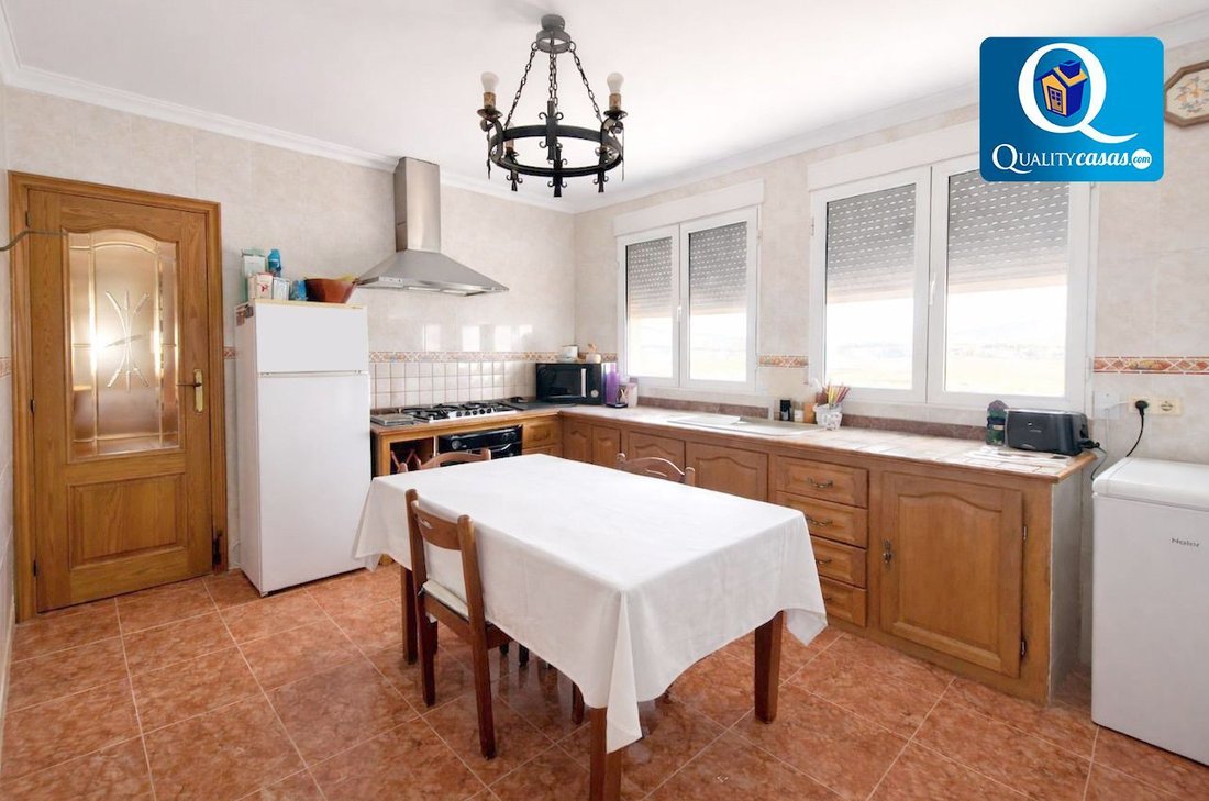 Villa in Alicante, Valencian Community, Spain 4 - 18504024