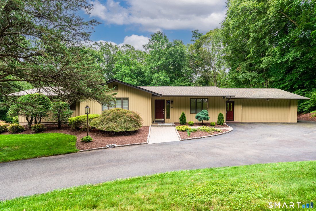 House in Trumbull, Connecticut, United States 1 - 18499569