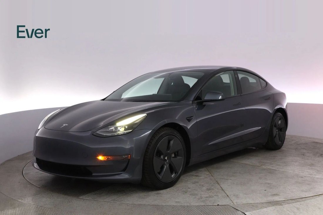 Sedan in San Francisco, CA, United States 2 - 18397189