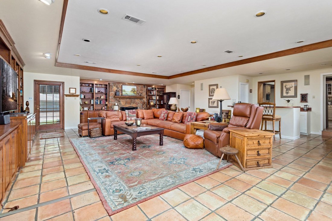 House in Beaumont, Texas, United States 5 - 18503693