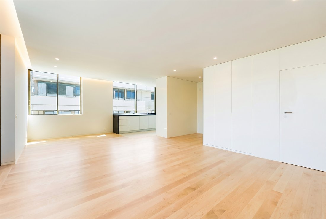 Apartment in Cedofeita, Santo Ildefonso, Se, Miragaia, Sao Nicolau e Vitoria, Porto District, Portugal 5 - 17677127