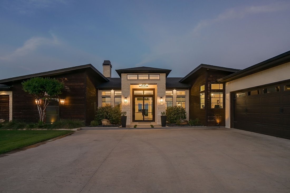 House in Godley, Texas, United States 4 - 17935569