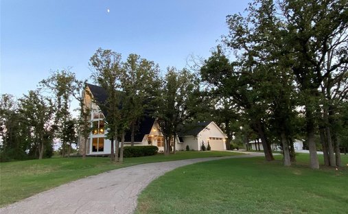 House in Paradise, Texas, United States 1