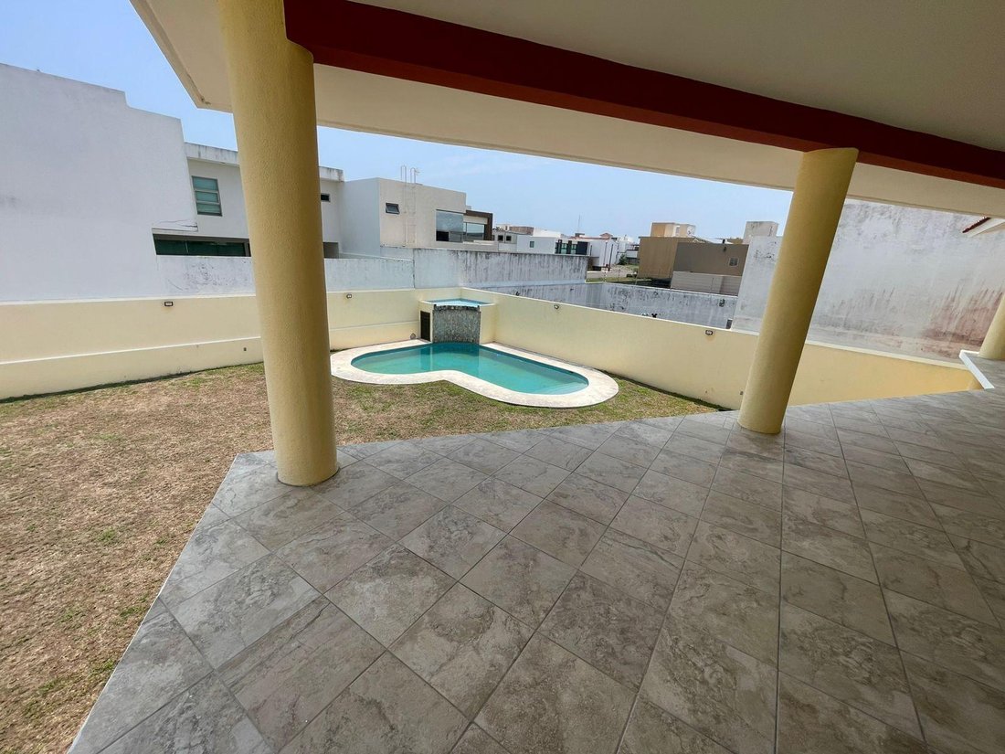 House in Alvarado, Veracruz, Mexico 4 - 18501561