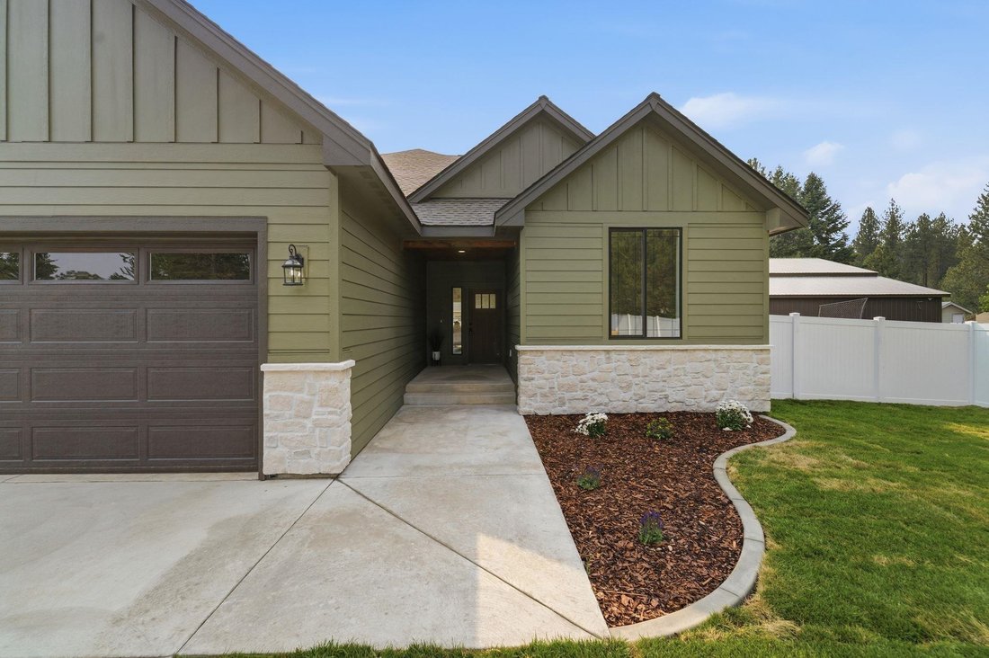 House in Chattaroy, Washington, United States 4 - 18502037